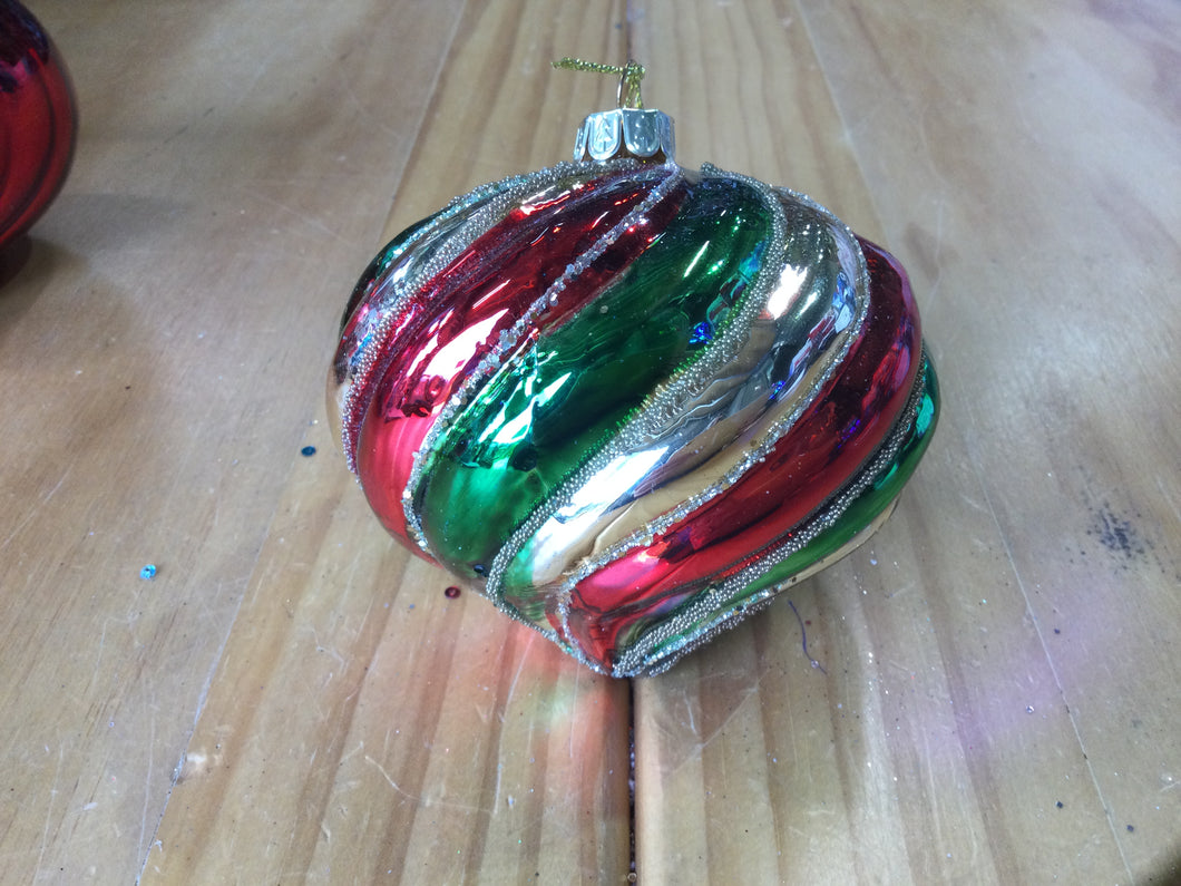 Red Green Gold Swirl Drop