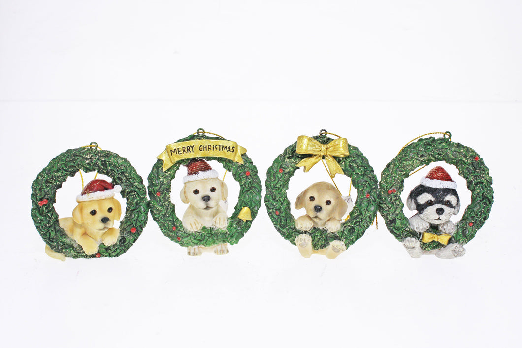 4/A Hanging Wreaths with Dogs